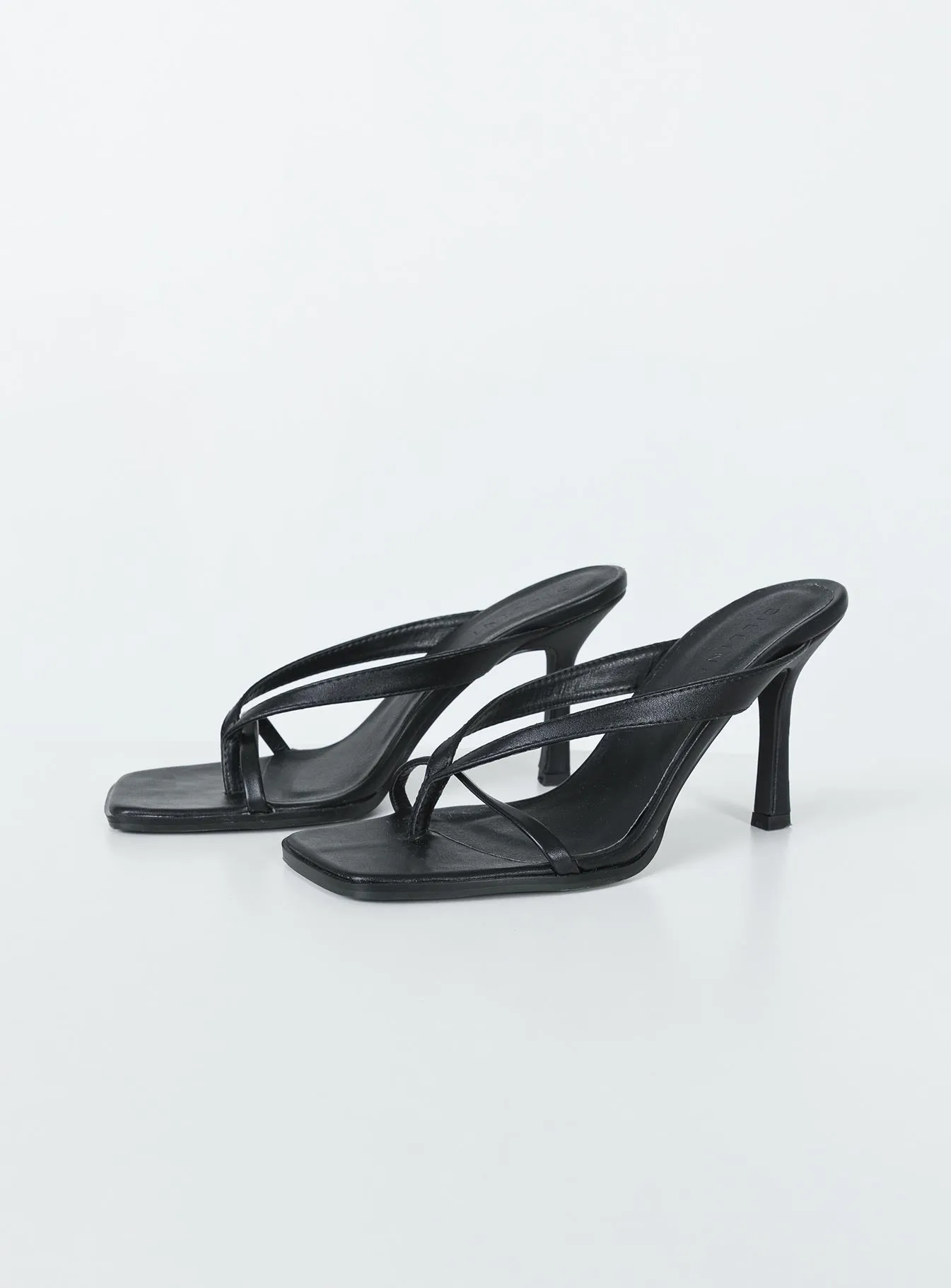 Billini Samba Heels Black