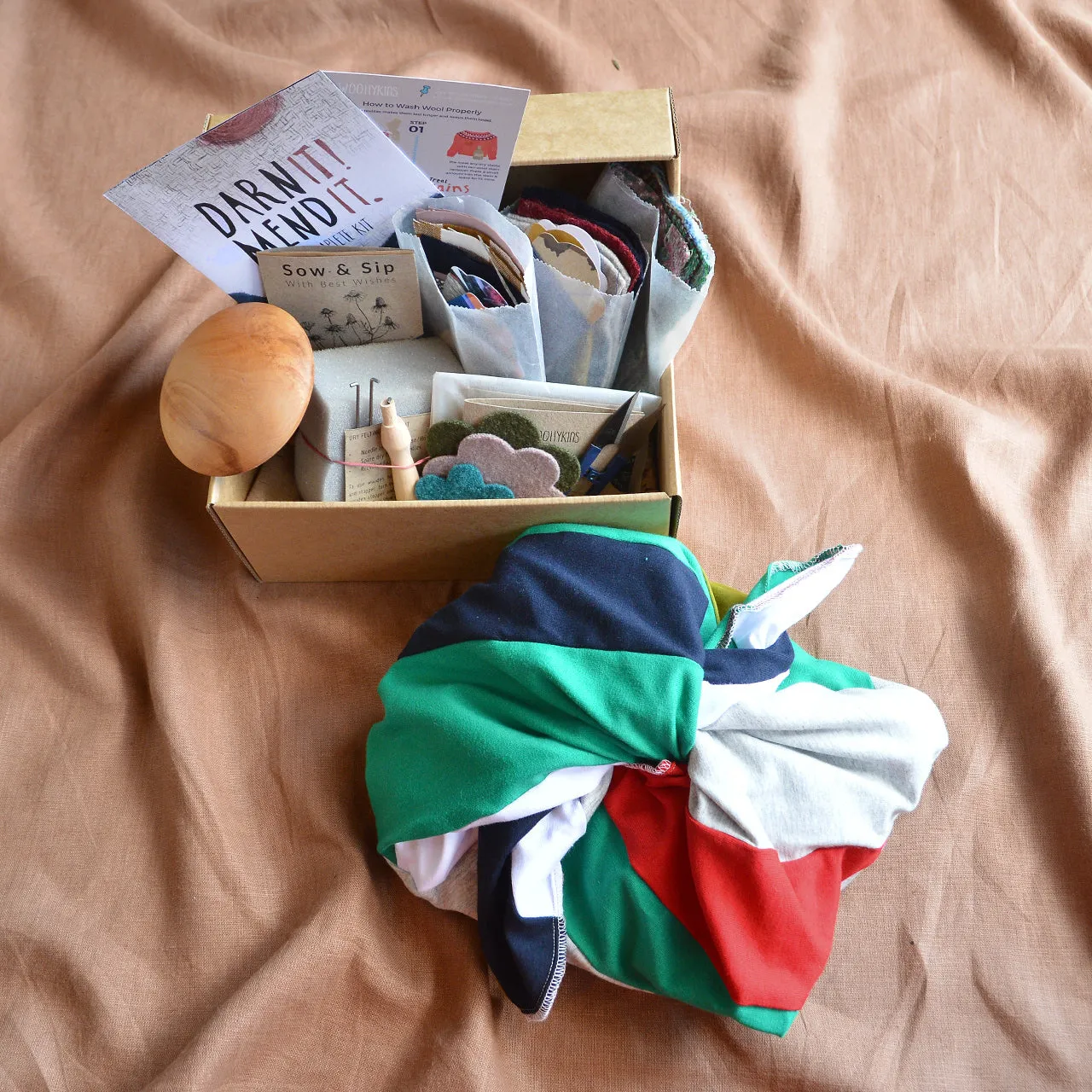 *Darn it! Mend it* Complete Mending Kit