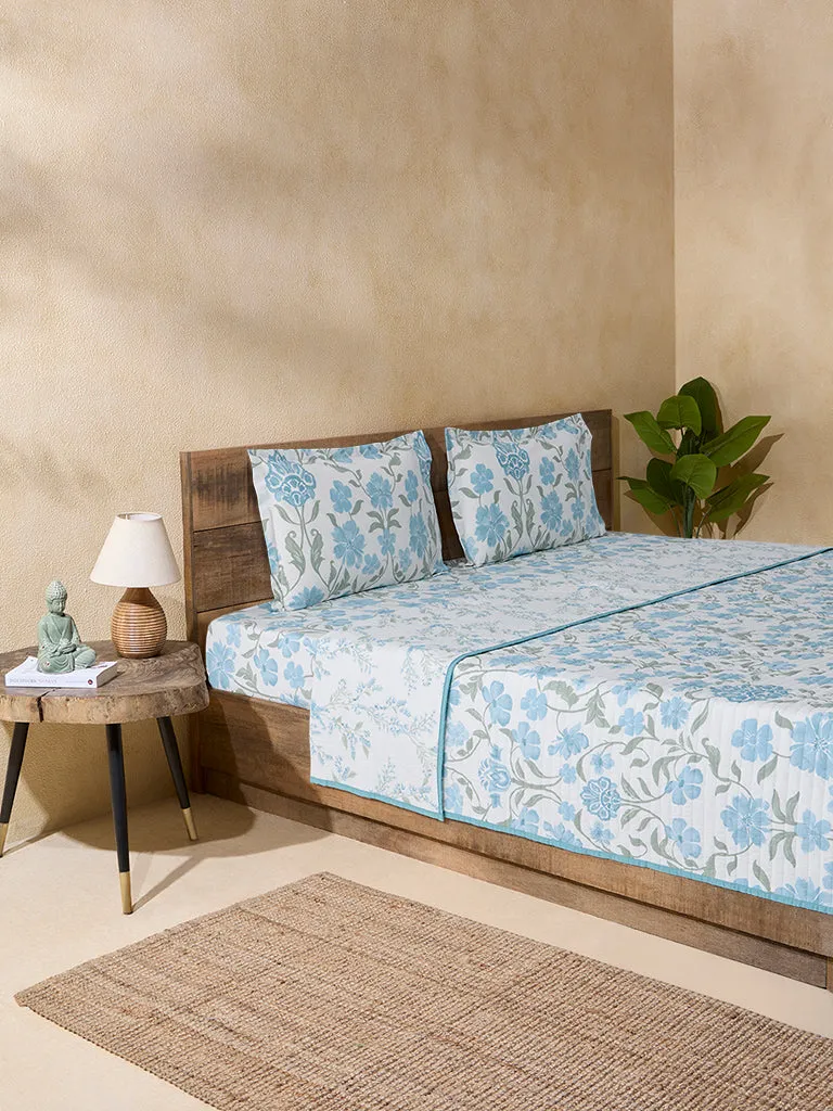 Westside Home Blue Floral Pattern Reversible Double Bed Comforter